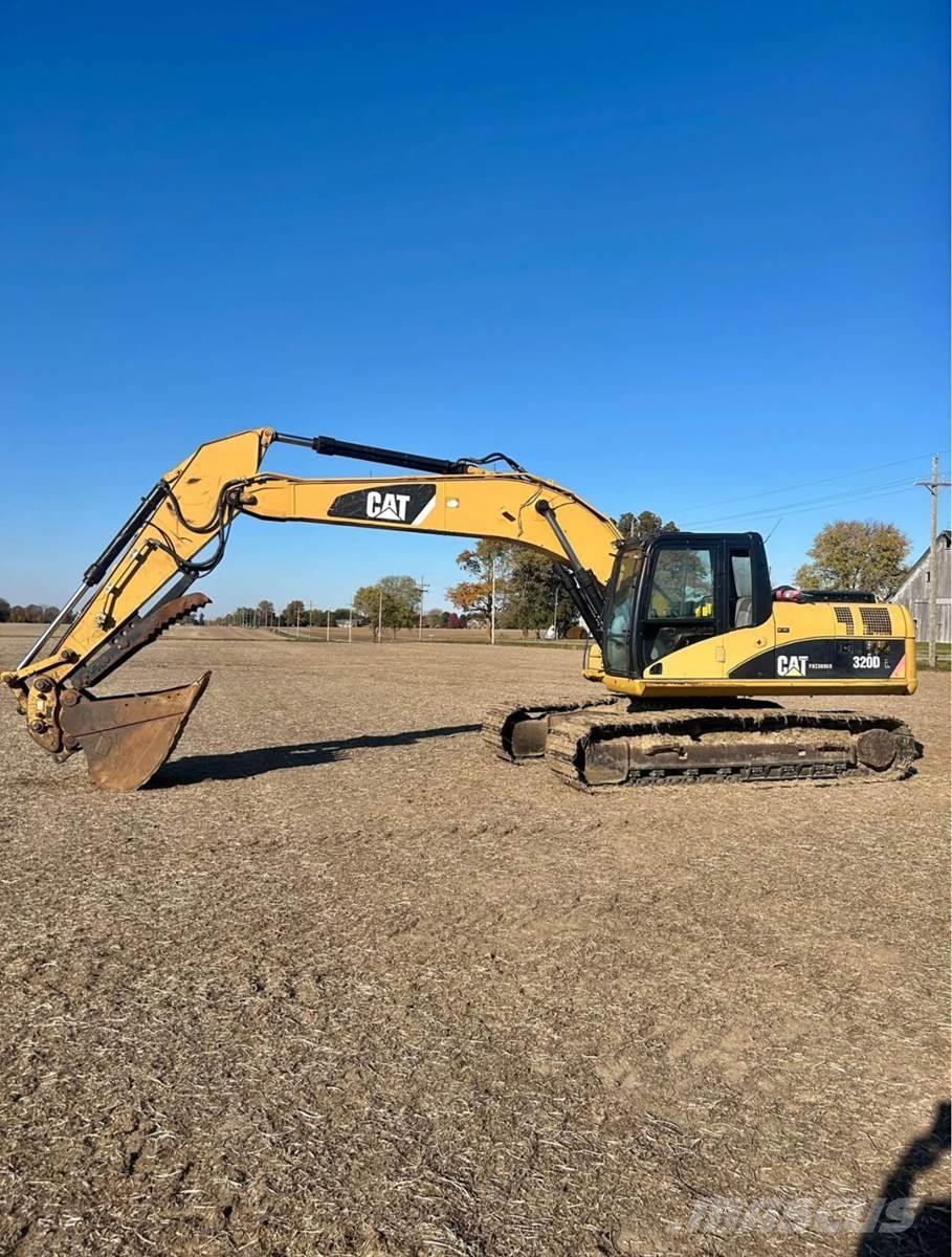 CAT 320DL Excavatoare pe șenile
