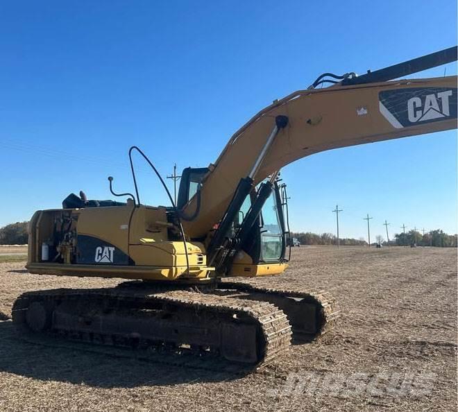CAT 320DL Excavatoare pe șenile

