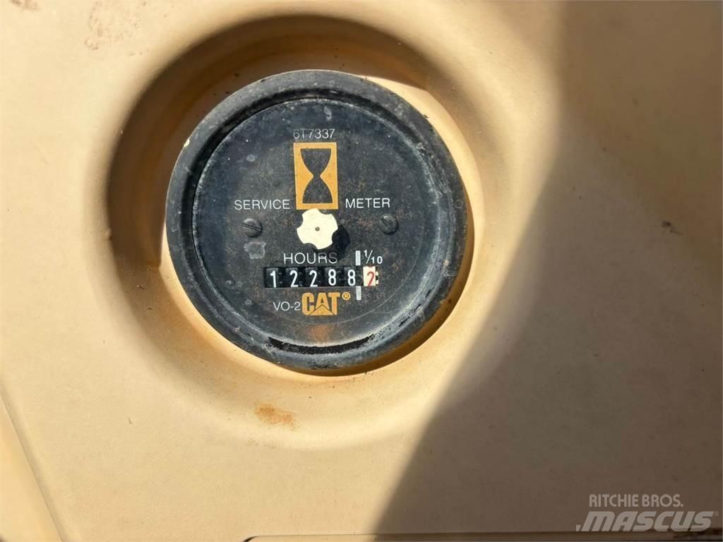 CAT 320L Excavatoare pe șenile
