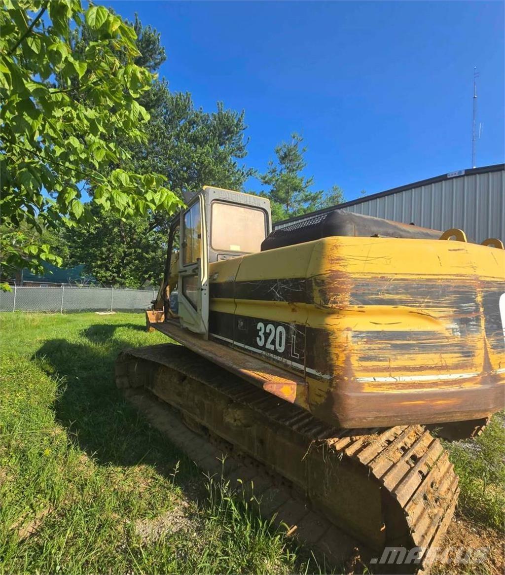 CAT 320L Excavatoare pe șenile
