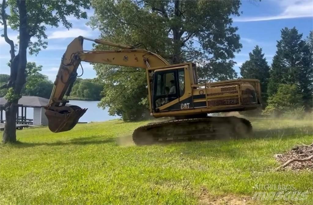 CAT 322BL Excavatoare pe șenile
