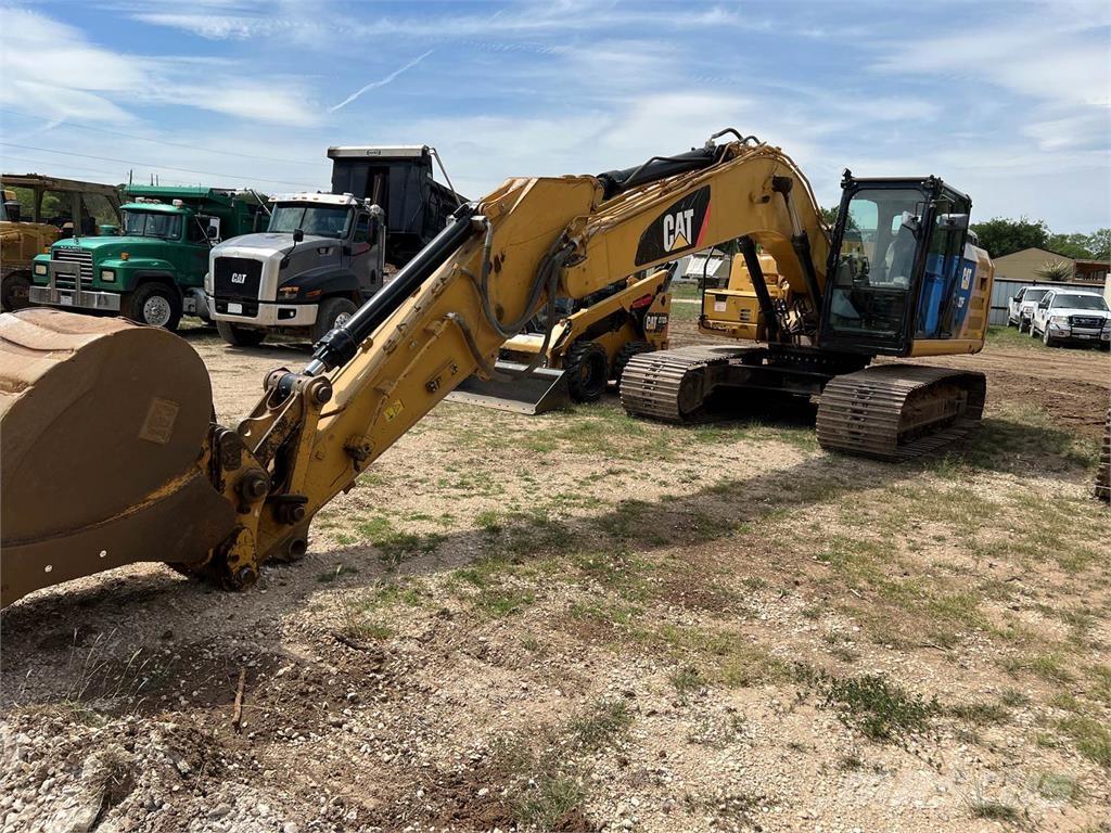 CAT 323FL Excavatoare pe șenile
