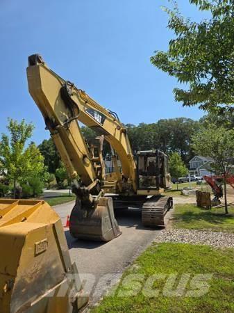 CAT 325BL Excavatoare pe șenile
