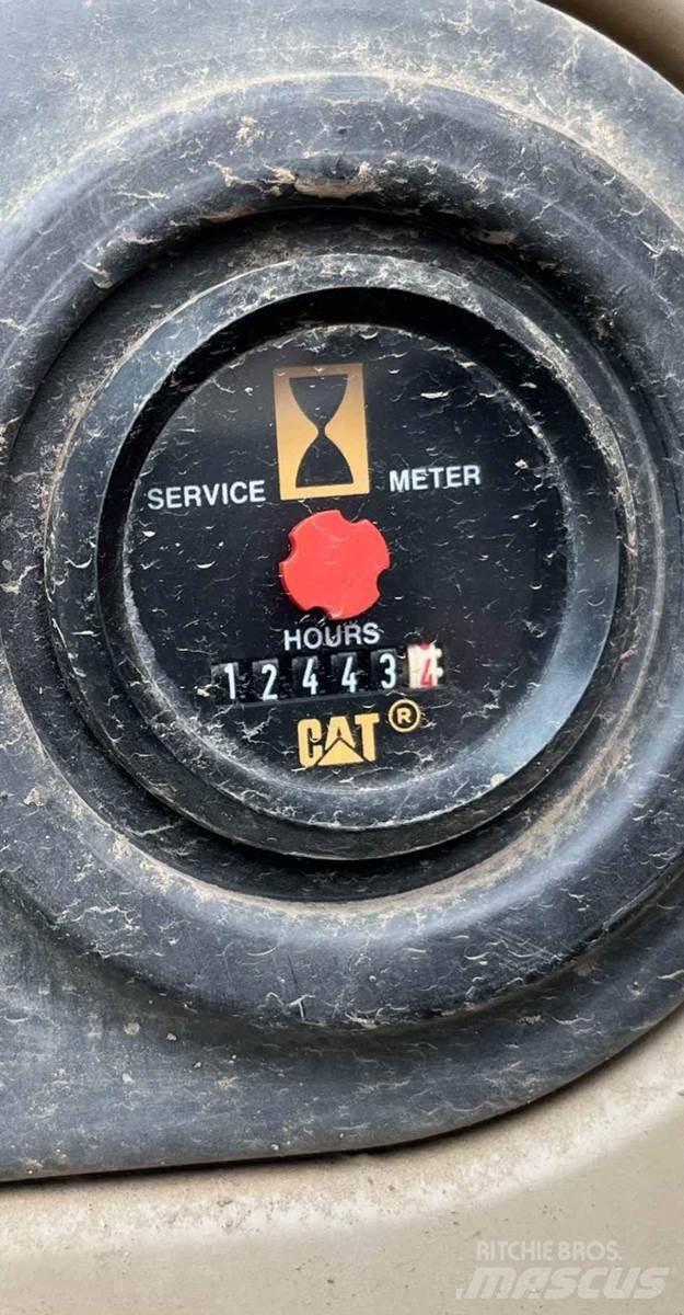 CAT 325CL Excavatoare pe șenile
