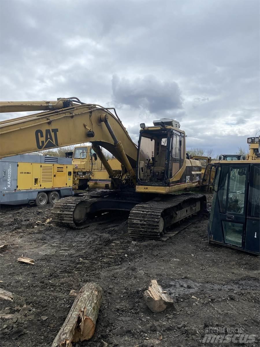 CAT 325L Excavatoare pe șenile
