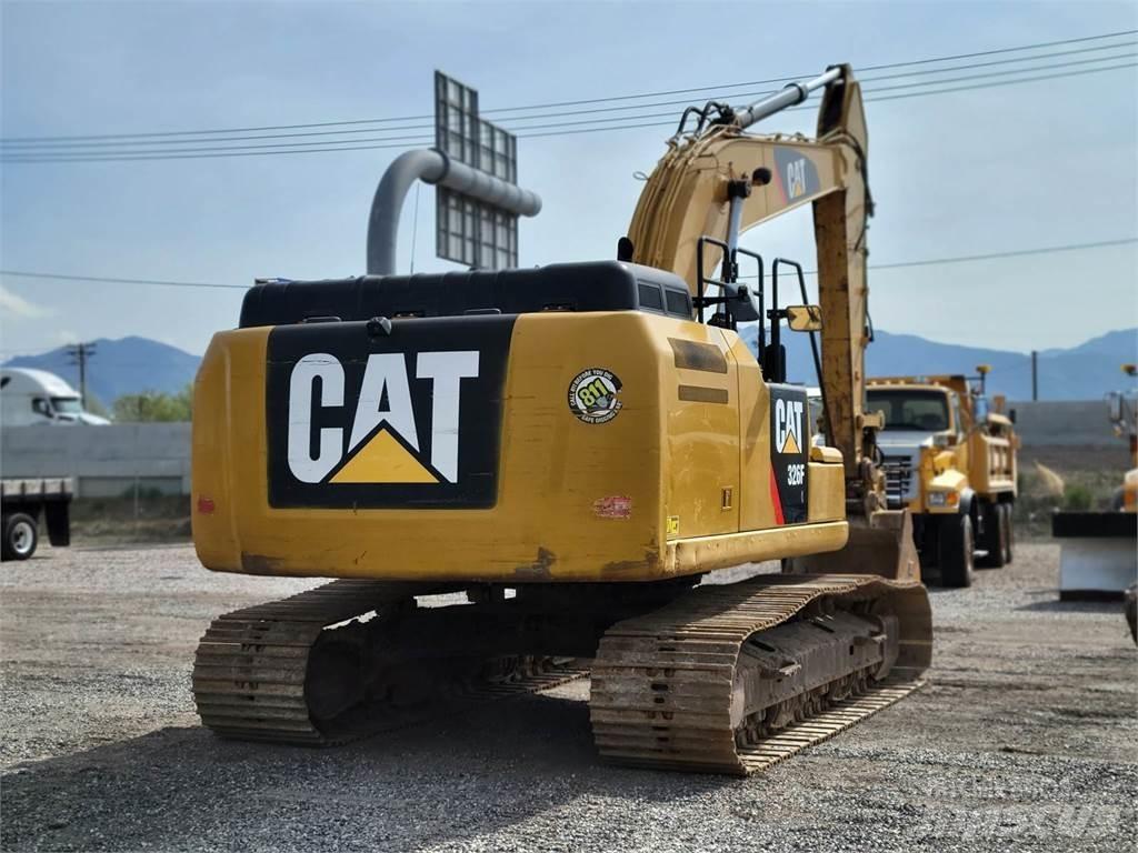 CAT 326F Excavatoare pe șenile
