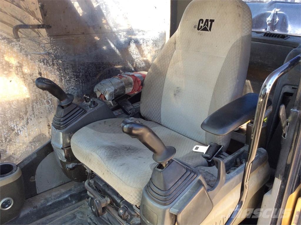 CAT 329DL Excavatoare pe șenile
