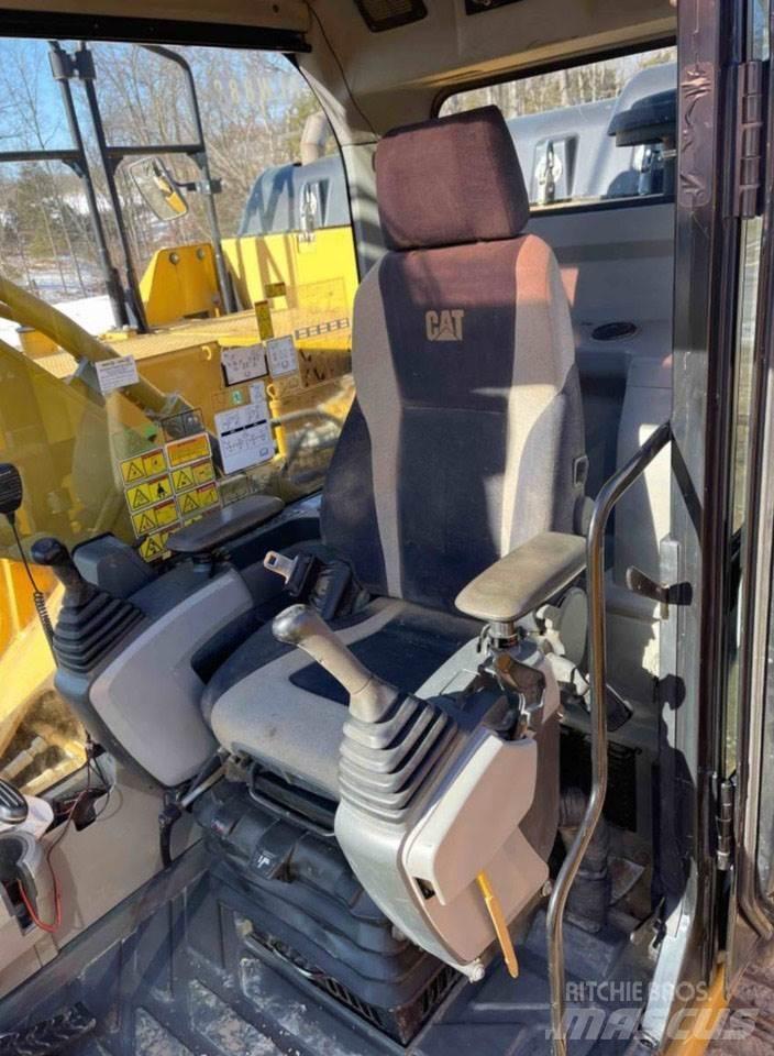 CAT 329EL Excavatoare pe șenile
