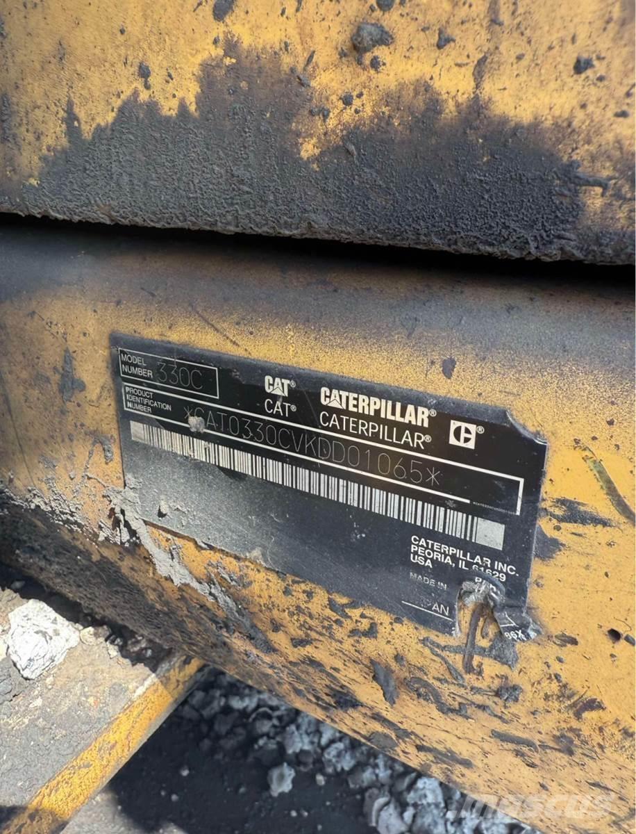 CAT 330C Excavatoare pe șenile
