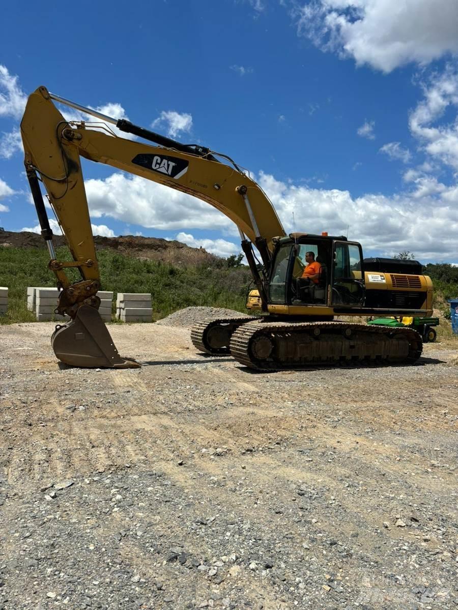 CAT 330DL Excavatoare pe șenile
