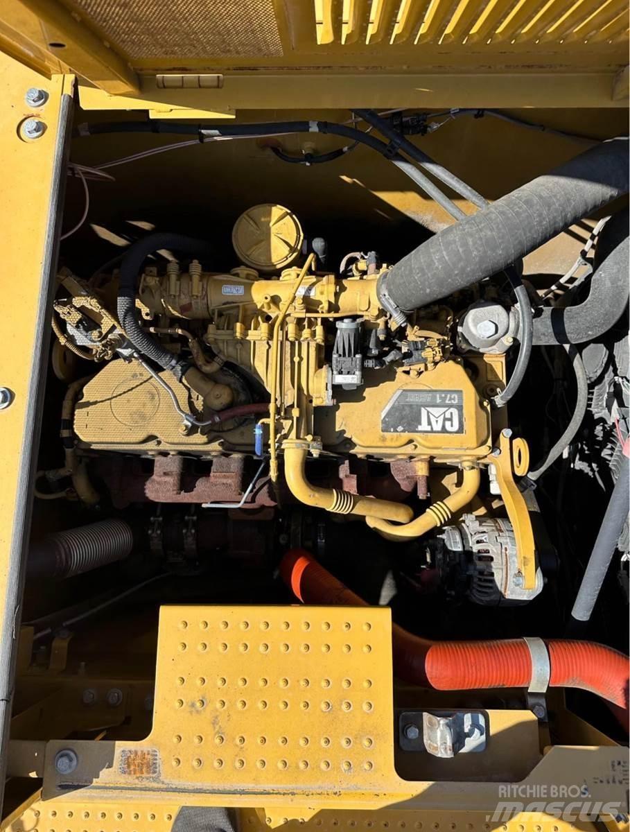 CAT 330GC Excavatoare pe șenile

