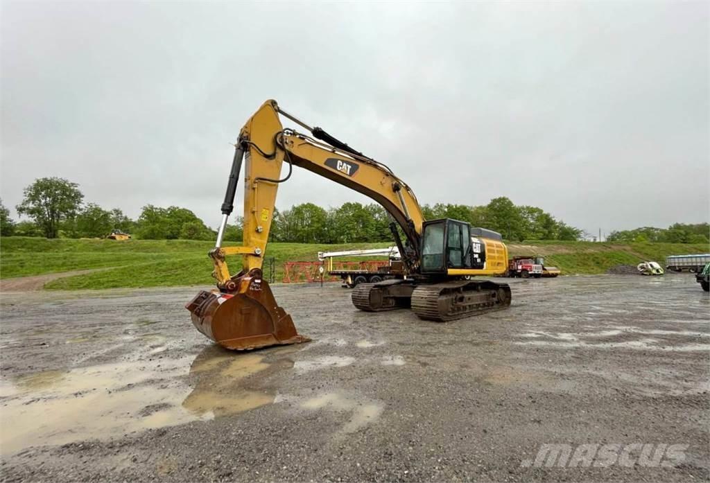 CAT 349E Excavatoare pe șenile

