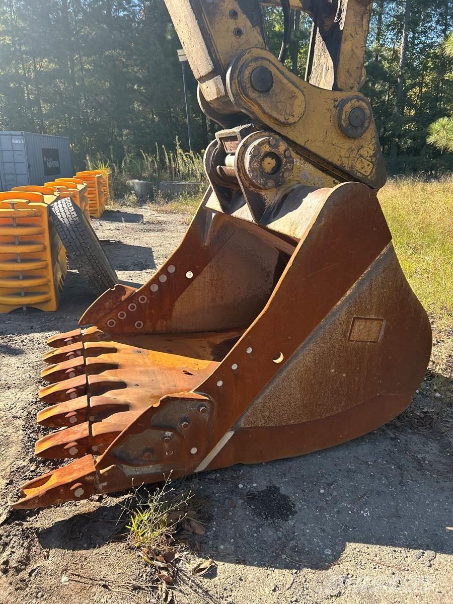 CAT 349FL Excavatoare pe șenile
