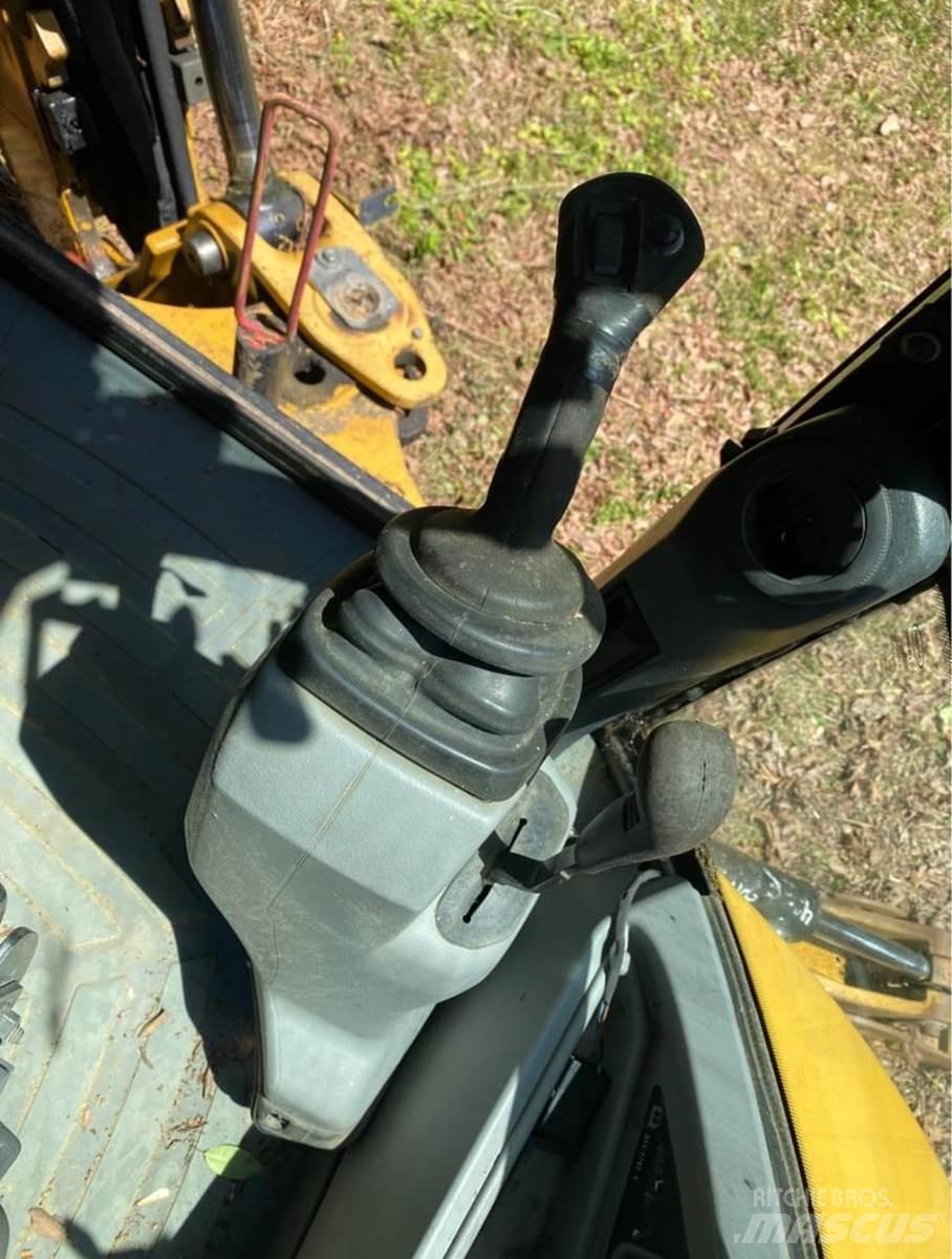CAT 420E Buldoexcavatoare