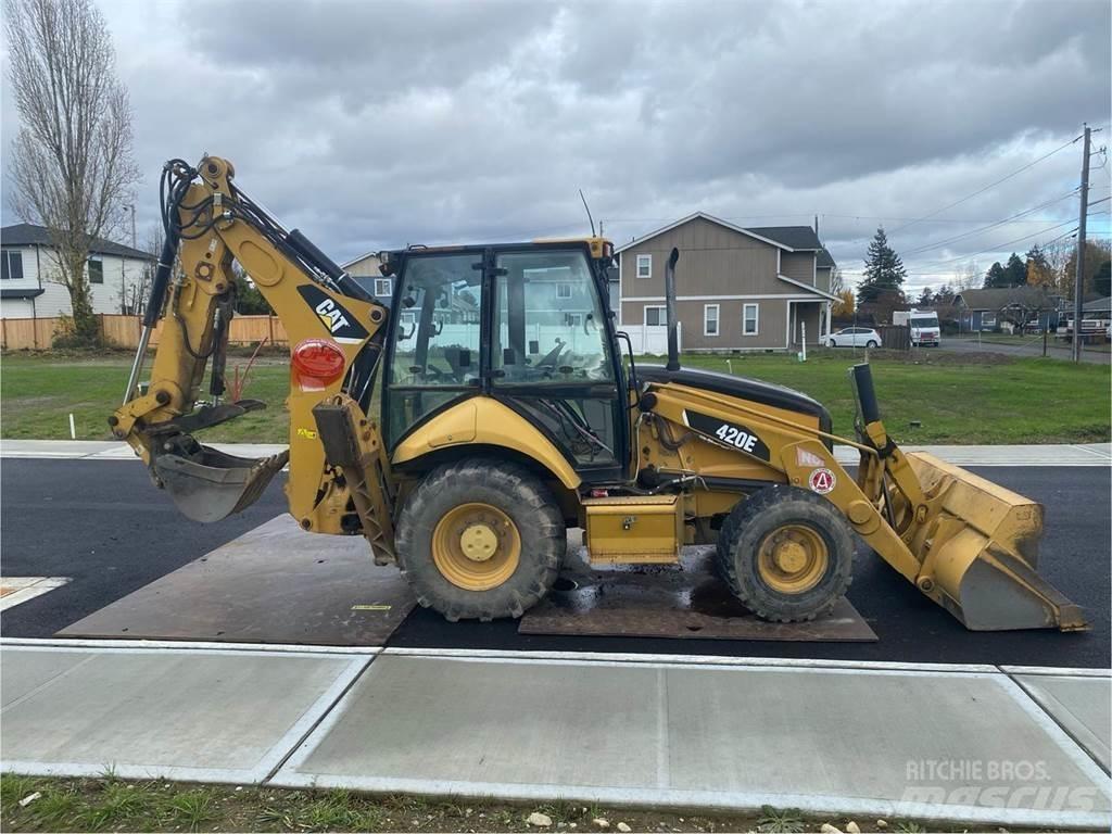 CAT 420E Buldoexcavatoare