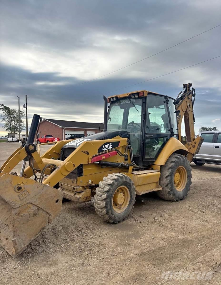CAT 420E Buldoexcavatoare