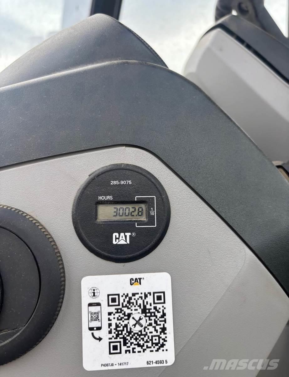 CAT 420E Buldoexcavatoare