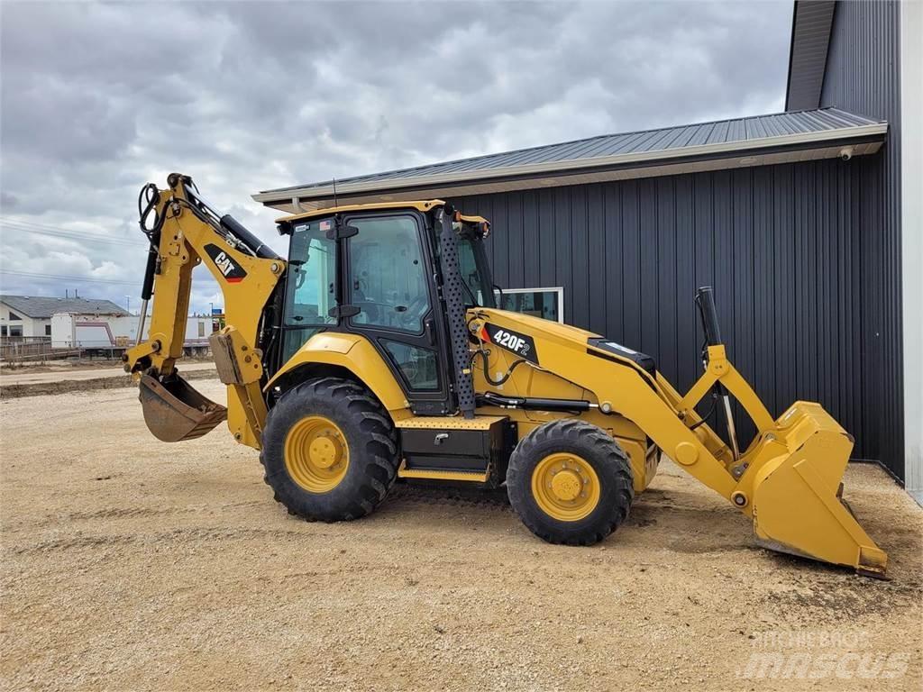 CAT 420F2 Buldoexcavatoare