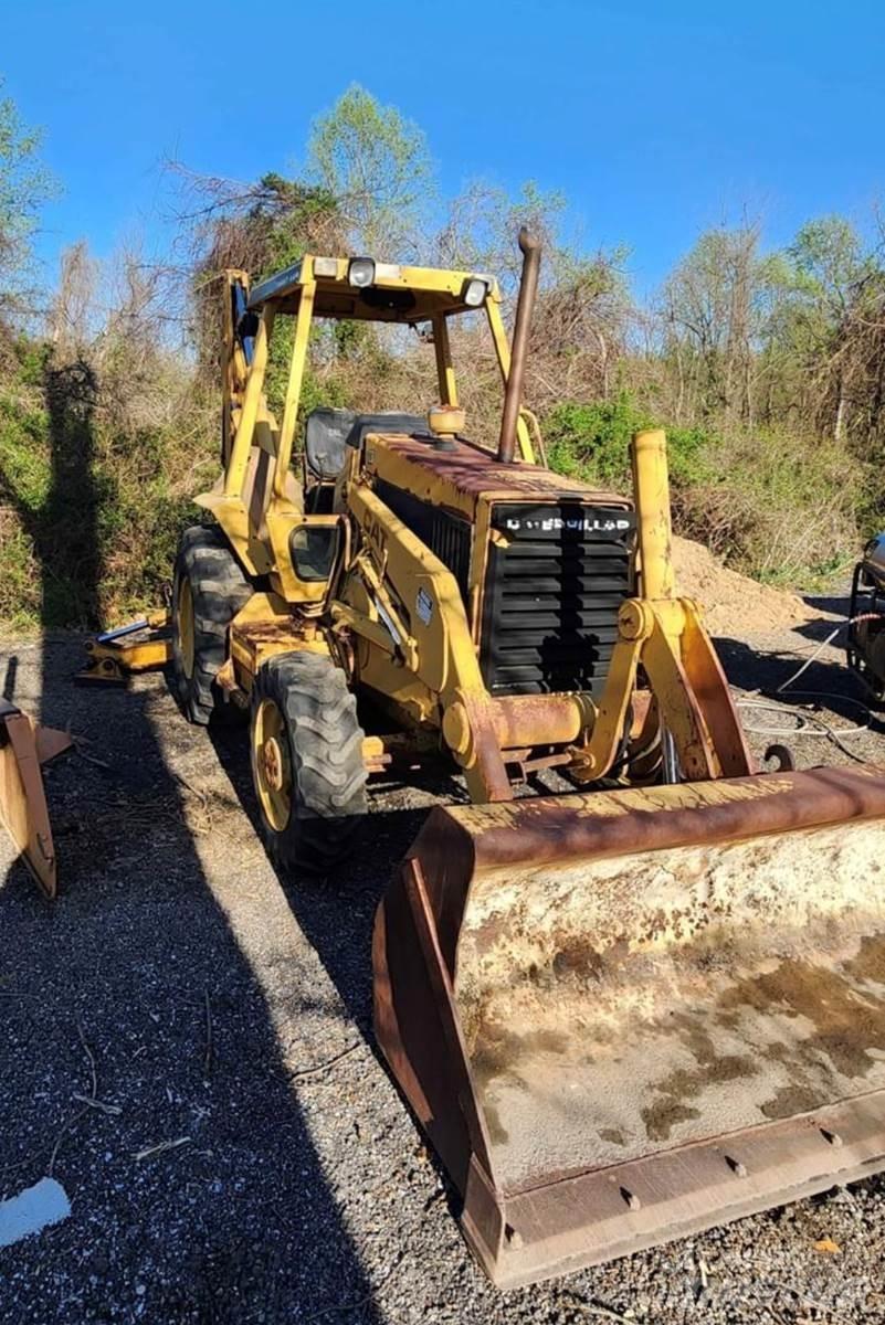 CAT 426 Buldoexcavatoare