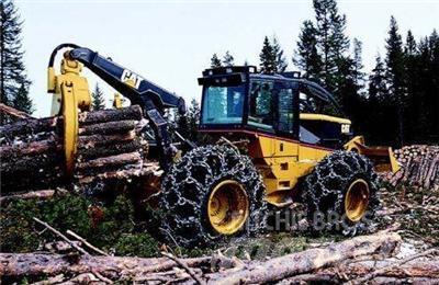CAT 525B Utilaje de manevrarea a bustenilor