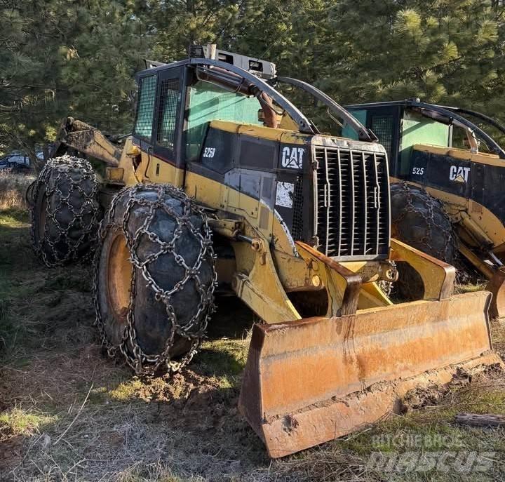 CAT 525C Utilaje de manevrarea a bustenilor