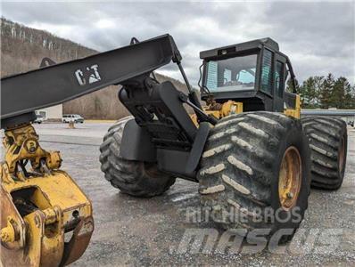 CAT 535C Utilaje de manevrarea a bustenilor