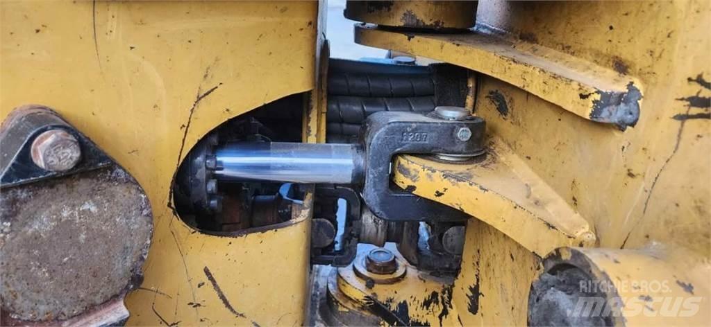 CAT 553C Utilaje forestier de taiat