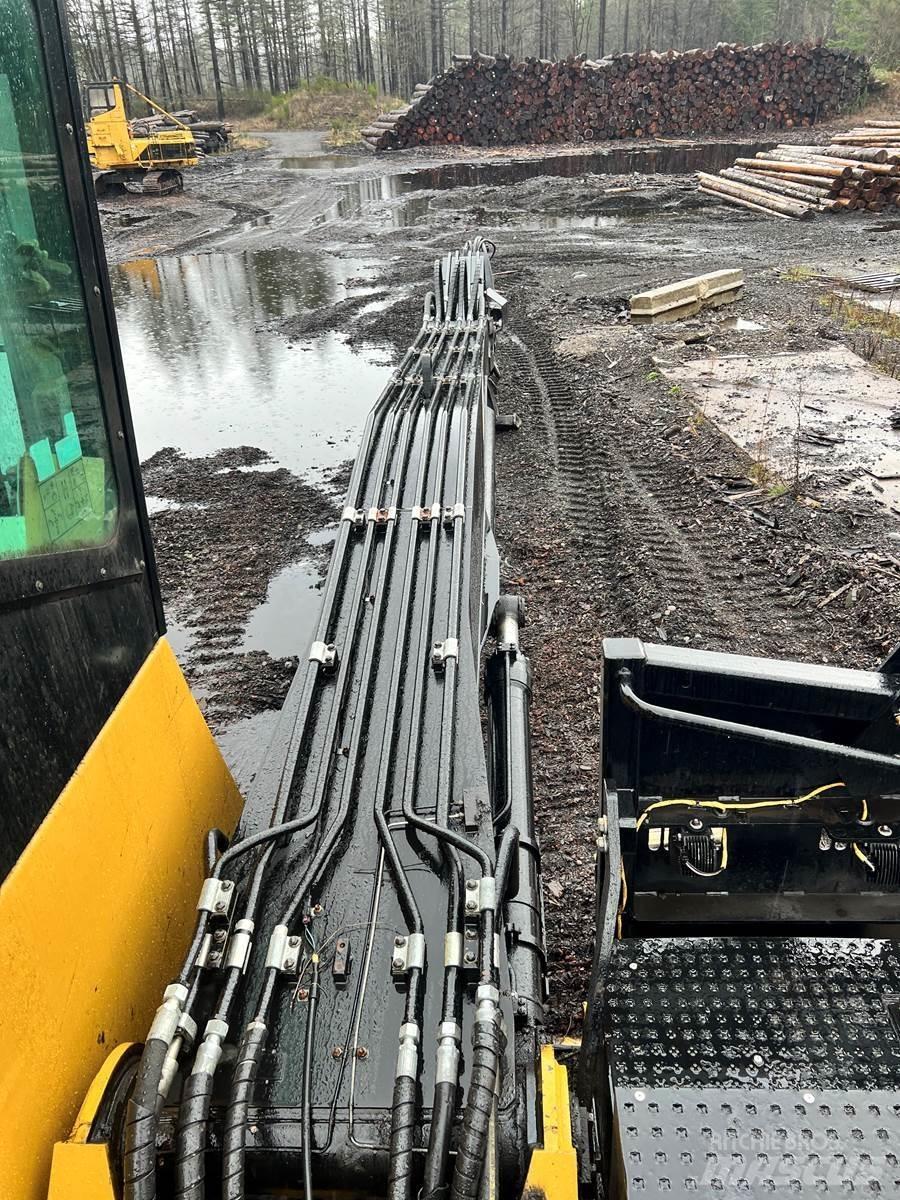 CAT 558LL Incarcatoare forestiere