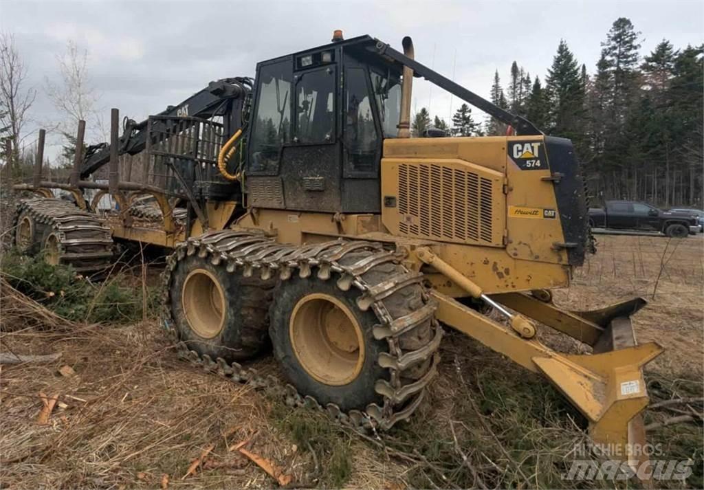 CAT 574 Transportoare