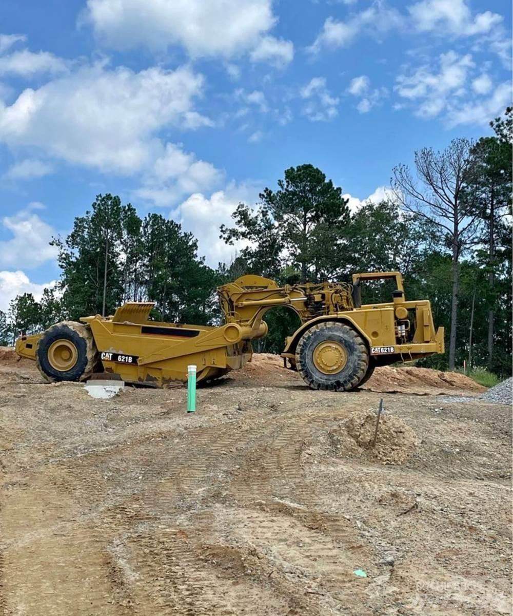CAT 621B Elevatoare