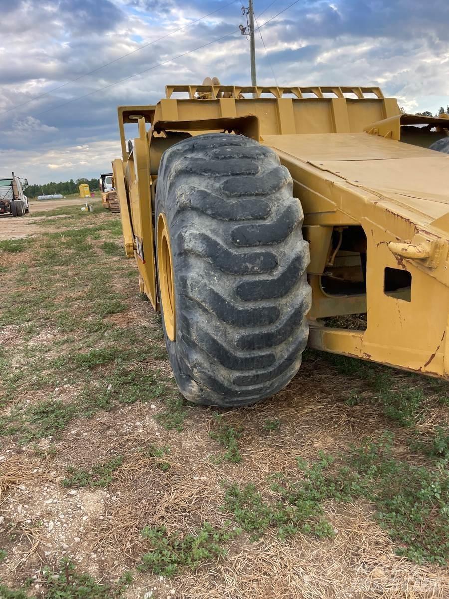 CAT 621B Elevatoare
