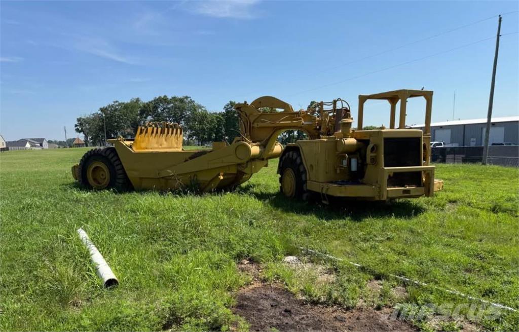 CAT 621B Elevatoare