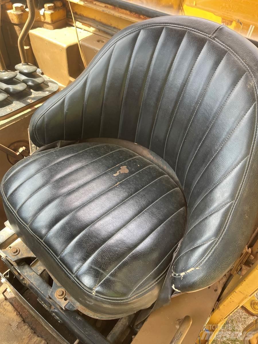 CAT 621E Elevatoare