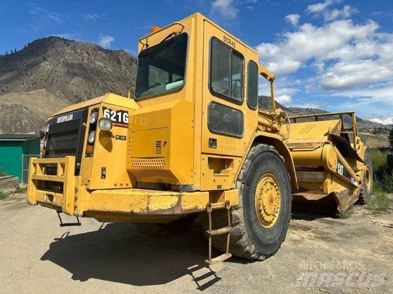 CAT 621G Elevatoare