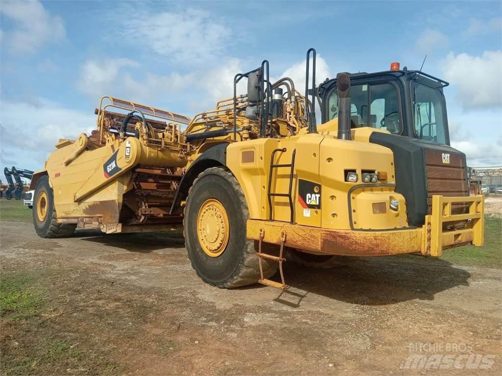CAT 623K Elevatoare