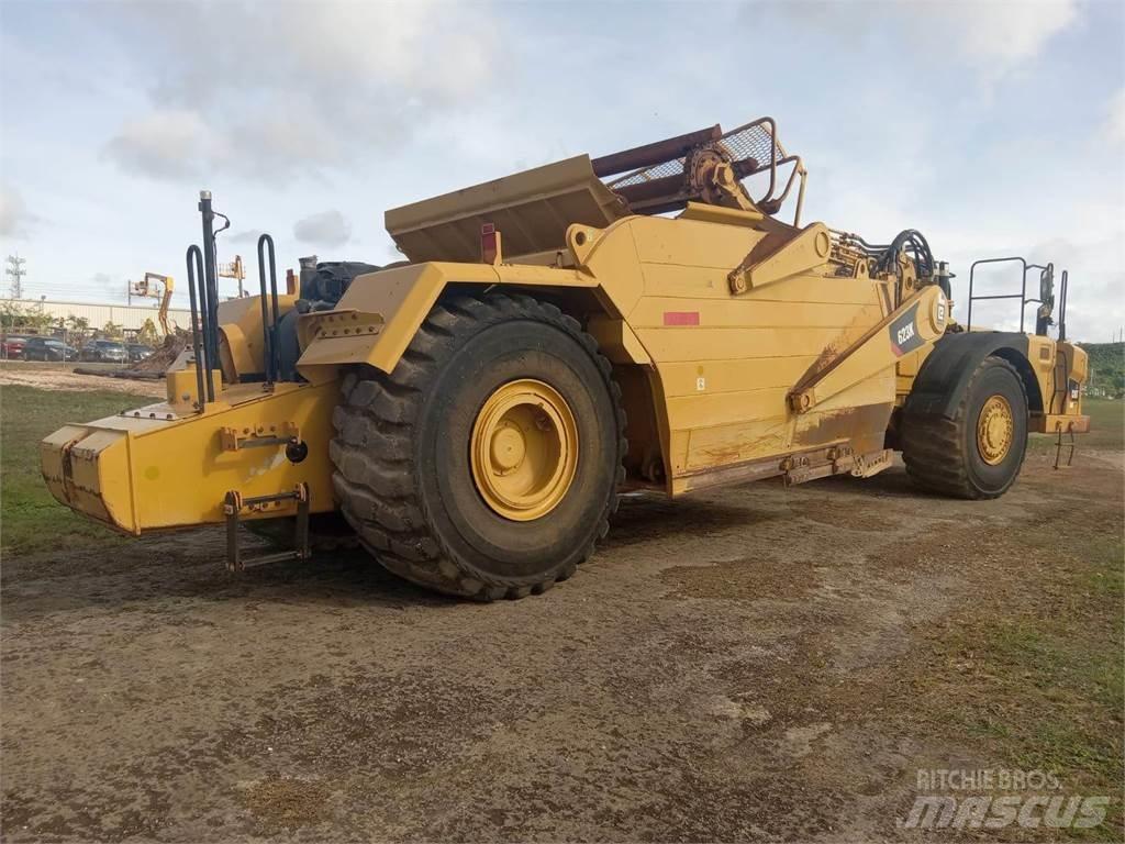 CAT 623K Elevatoare