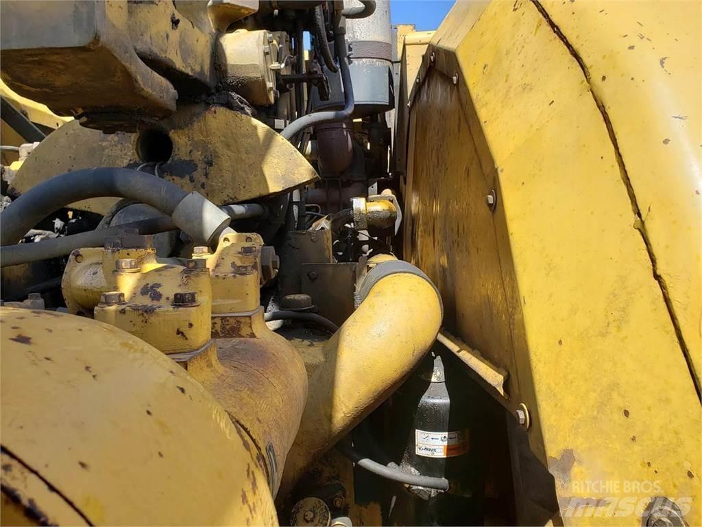 CAT 631D Elevatoare