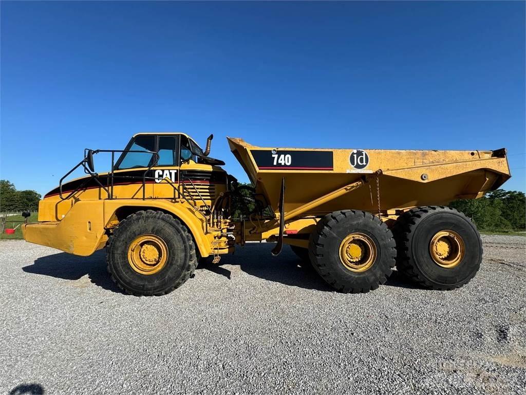 CAT 740 Transportoare articulate
