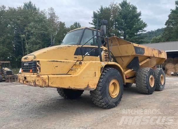 CAT 740 Transportoare articulate