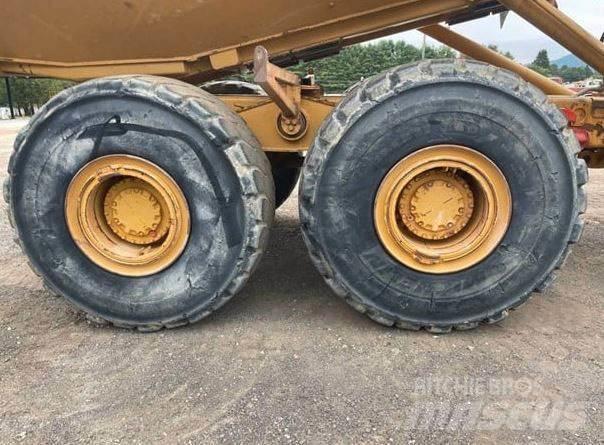 CAT 740 Transportoare articulate