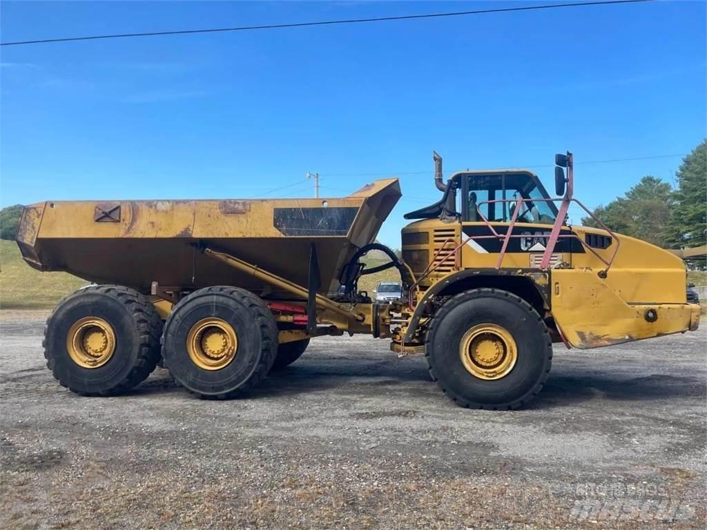 CAT 740 Transportoare articulate