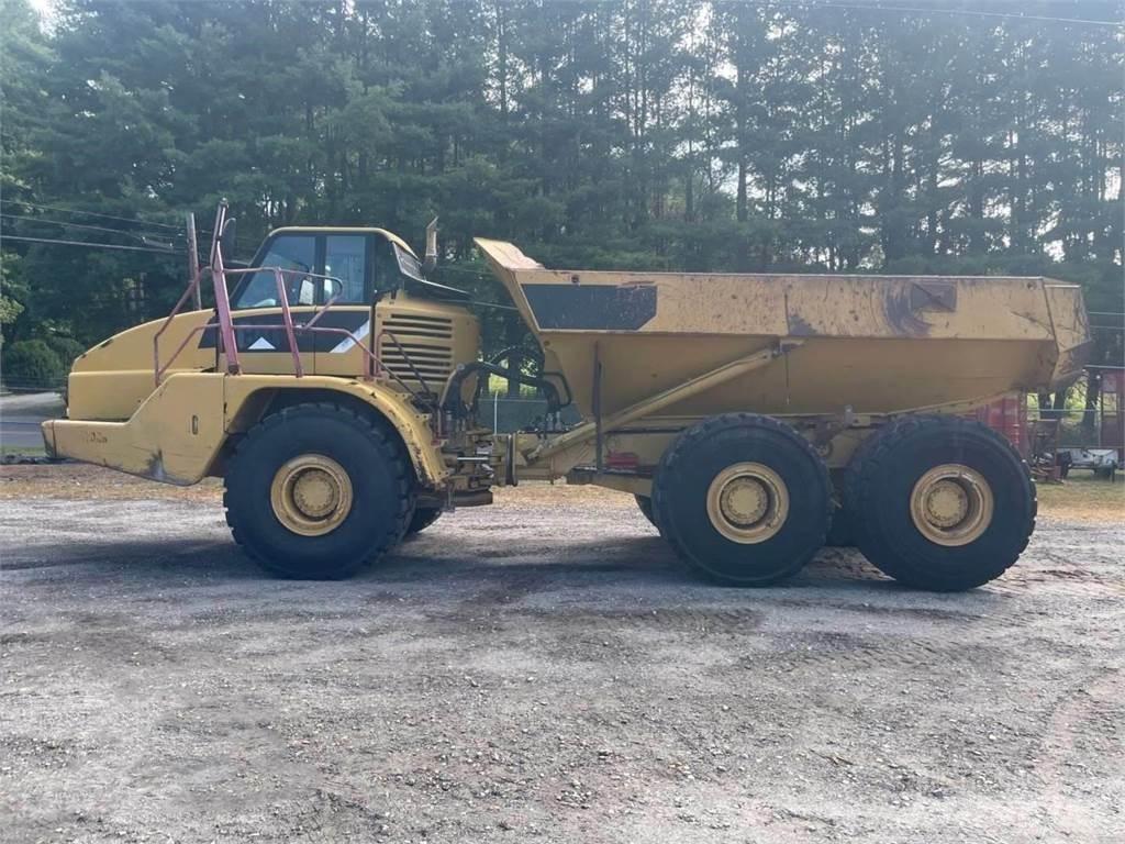 CAT 740 Transportoare articulate