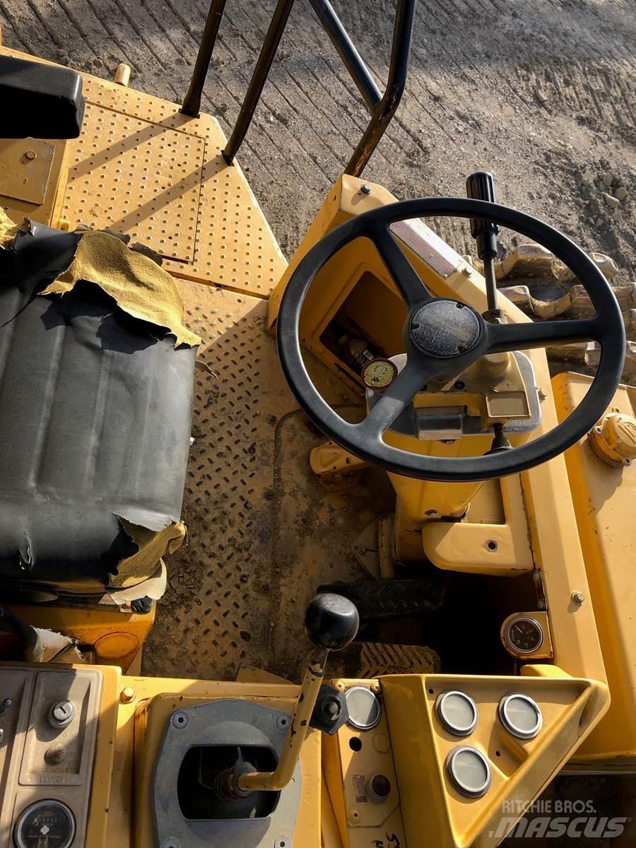 CAT 815B Compactoare sol