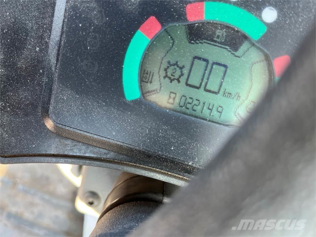 CAT 906 Incarcator pe pneuri