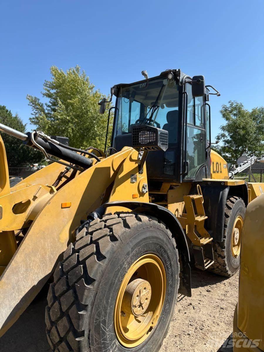 CAT 920 Incarcator pe pneuri