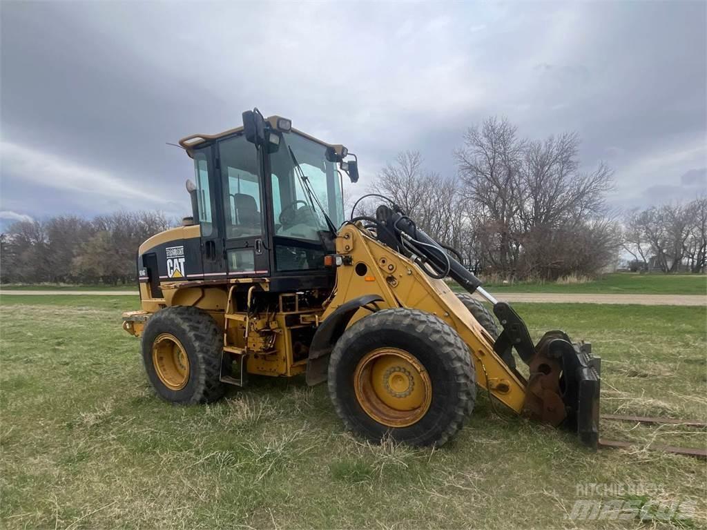 CAT 924G Incarcator pe pneuri
