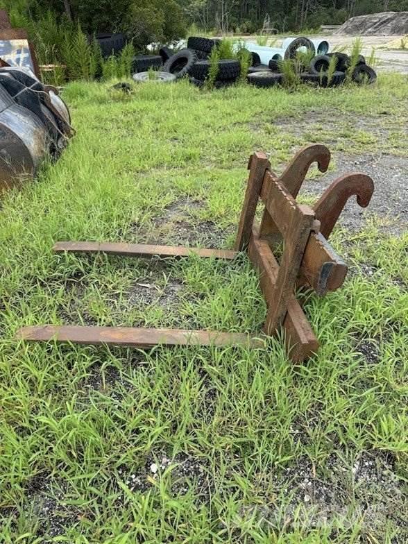 CAT 924G Incarcator pe pneuri