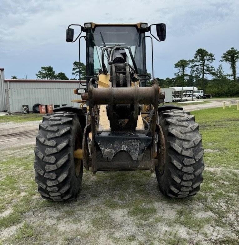 CAT 924G Incarcator pe pneuri