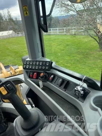 CAT 926M Incarcator pe pneuri