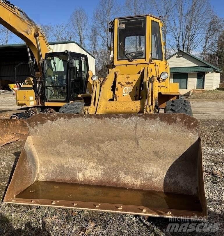 CAT 930 Incarcator pe pneuri